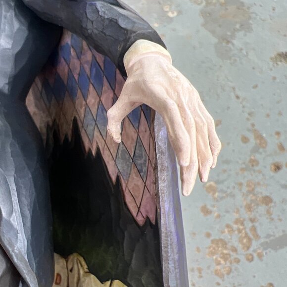 Jim Shore Heartwood Creek Love at First Bite Halloween Vampire figurine - Picture 5 of 16